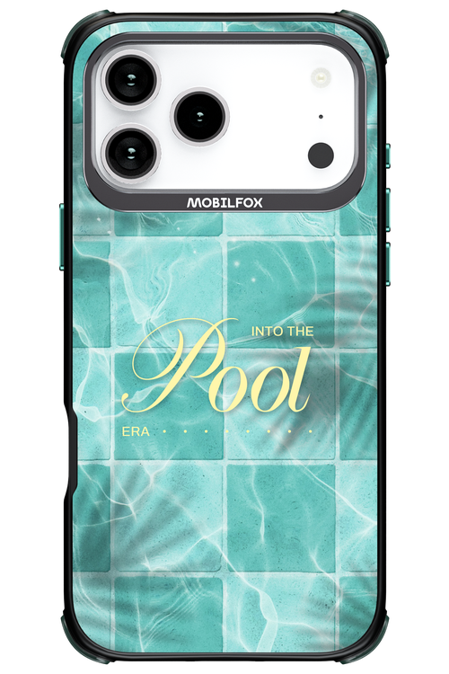 Into the Pool - Apple iPhone 17 Pro Max
