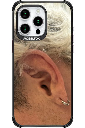 Ear - Apple iPhone 15 Pro Max