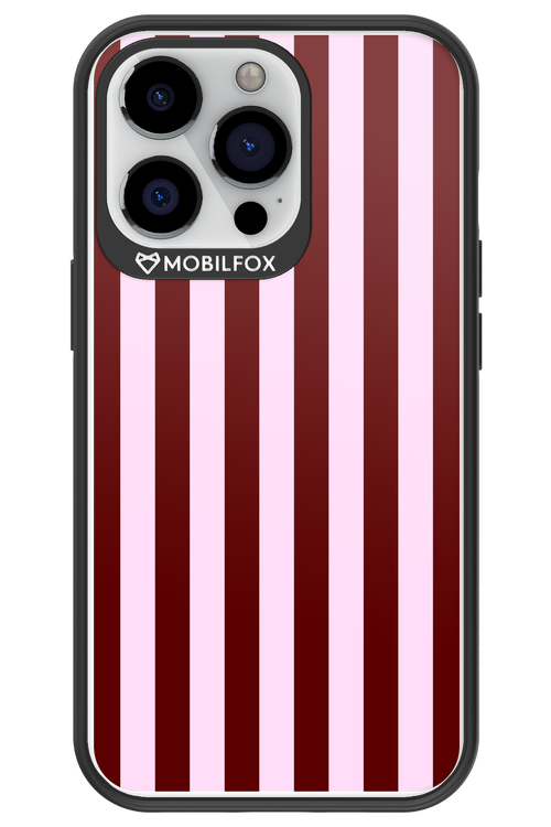 Circus Romance - Apple iPhone 13 Pro