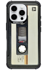 CASE 11 - Apple iPhone 16 Pro