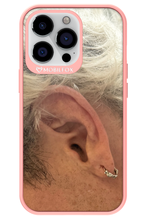 Ear - Apple iPhone 13 Pro