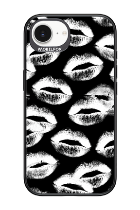 Ghost Kiss Black - Apple iPhone 16e