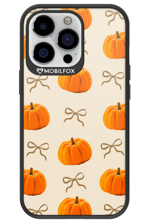 Cutie Pumpkin - Apple iPhone 13 Pro