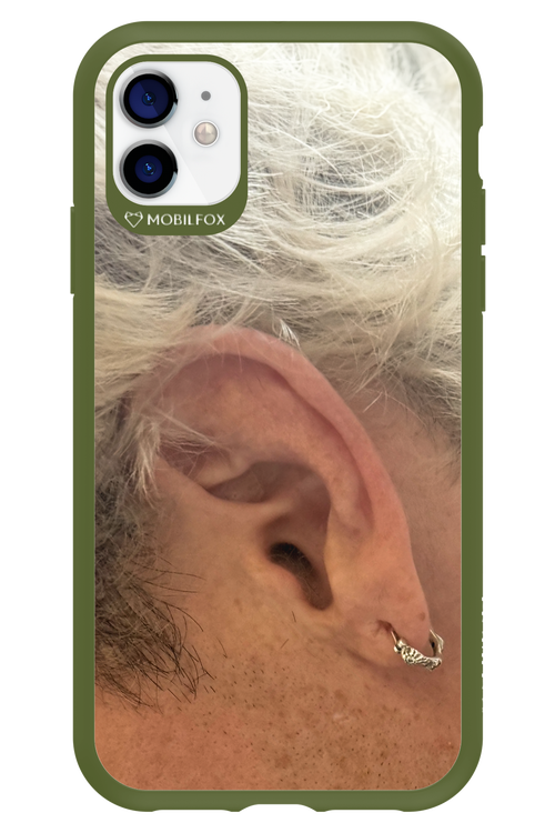 Ear - Apple iPhone 11