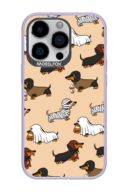 Scary Dachshund - Apple iPhone 13 Pro