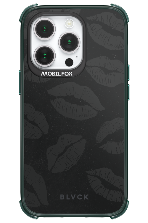 Dark Lips - Apple iPhone 14 Pro