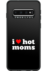 I love hot moms - Samsung Galaxy S10
