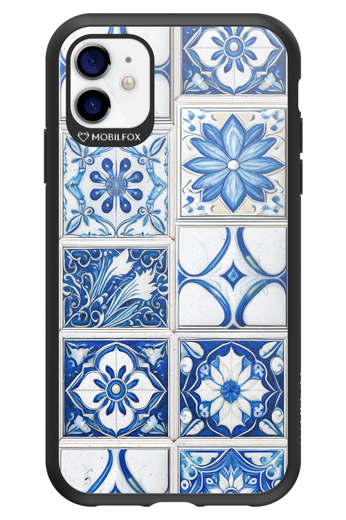 Antique - Apple iPhone 11