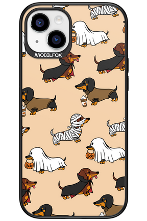 Scary Dachshund - Apple iPhone 15 Plus