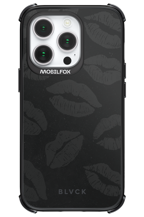 Dark Lips - Apple iPhone 14 Pro