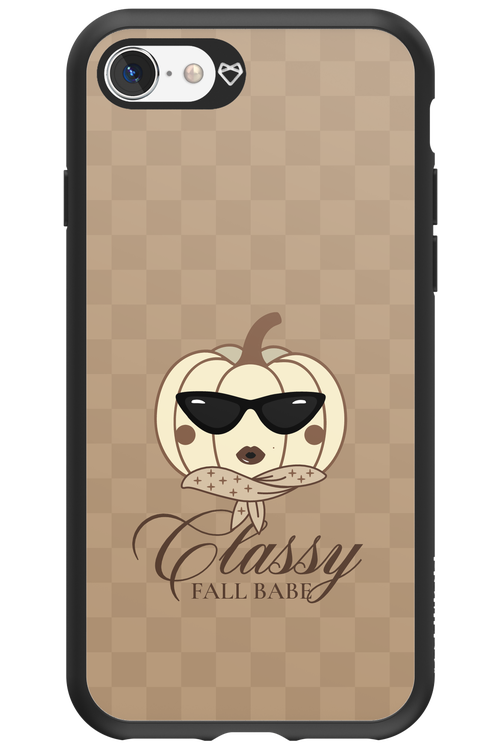 Fall Babe - Apple iPhone 8