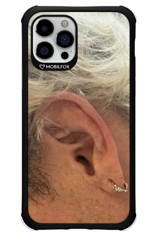 Ear - Apple iPhone 12 Pro