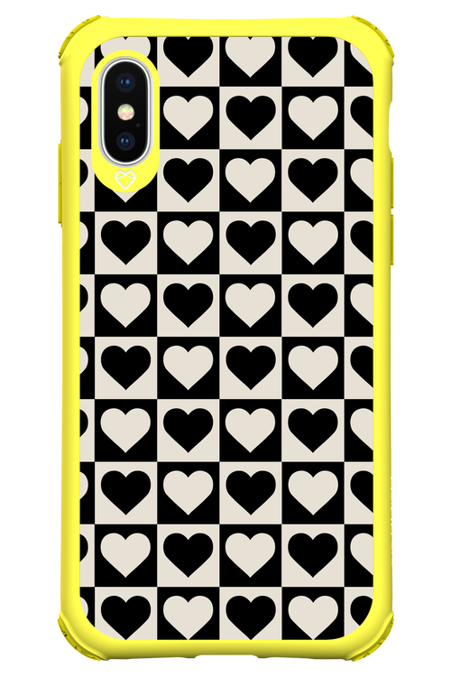 Checkered Heart - Apple iPhone XS