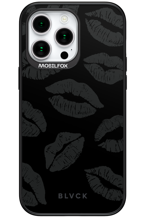 Dark Lips - Apple iPhone 15 Pro Max