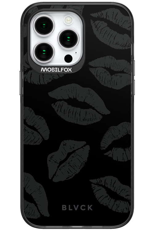 Dark Lips - Apple iPhone 15 Pro Max