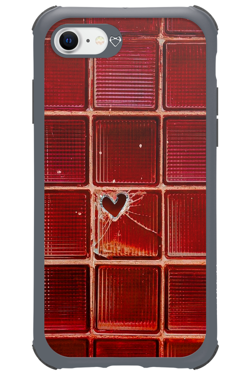 Heartbroken - Apple iPhone 7