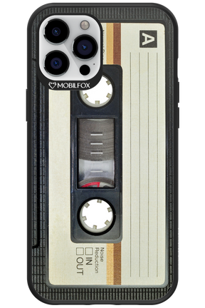 CASE 11 - Apple iPhone 12 Pro Max