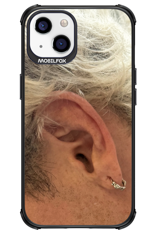 Ear - Apple iPhone 13