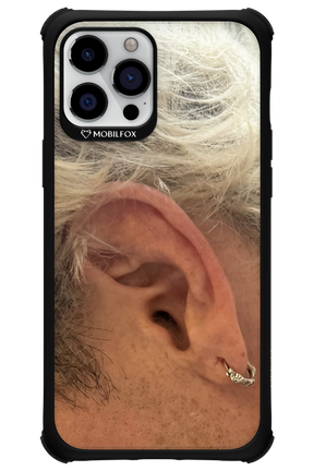 Ear - Apple iPhone 12 Pro Max
